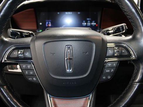 Used 2023 Lincoln Navigator Reserve image 44