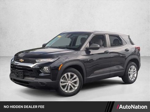 Used 2021 Chevrolet TrailBlazer LS FWD image 1