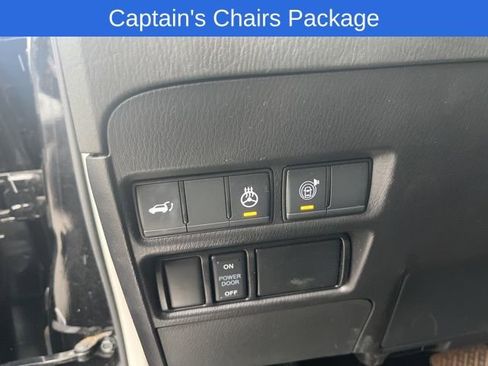 Used 2023 Nissan Armada SL w/ Captain's Chairs Package image 5