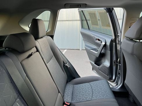 Used 2025 Toyota RAV4 XLE image 37