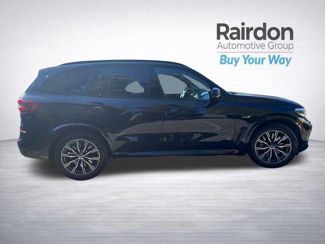 Used 2022 BMW X5 xDrive45e w/ M Sport Package AWD/4WD image 8