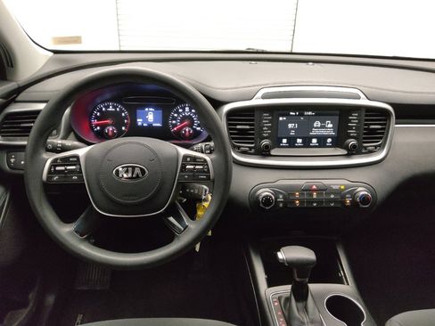 Used 2020 Kia Sorento LX FWD image 22