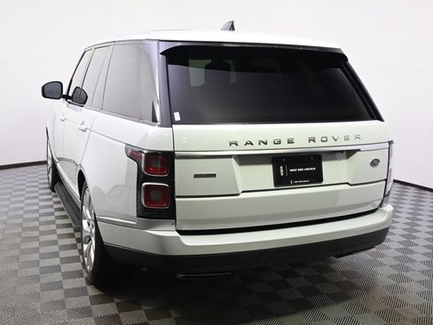 Used 2019 Land Rover Range Rover Supercharged image 4