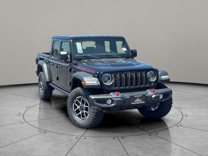New 2025 Jeep Gladiator Rubicon w/ Convenience Group