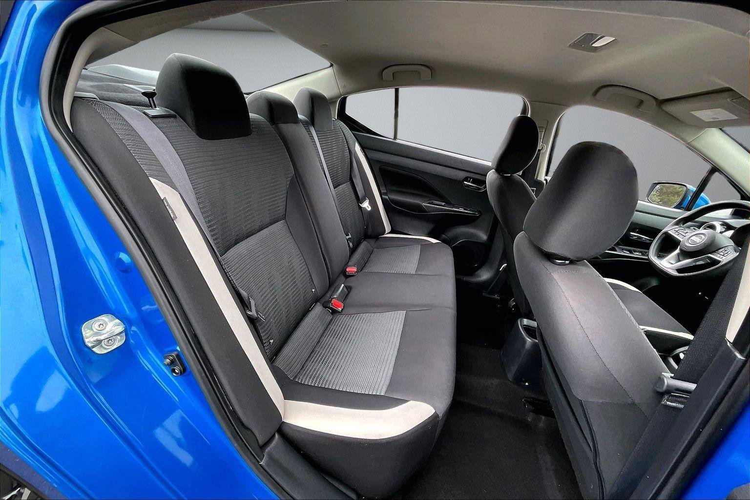 Used 2021 Nissan Versa SV FWD image 25