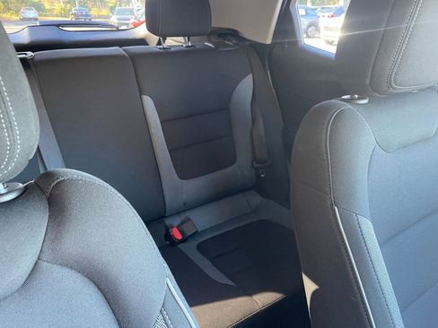 Used 2025 Chevrolet TrailBlazer LT image 33