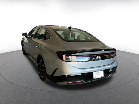 Used 2025 Hyundai Sonata SEL image 11