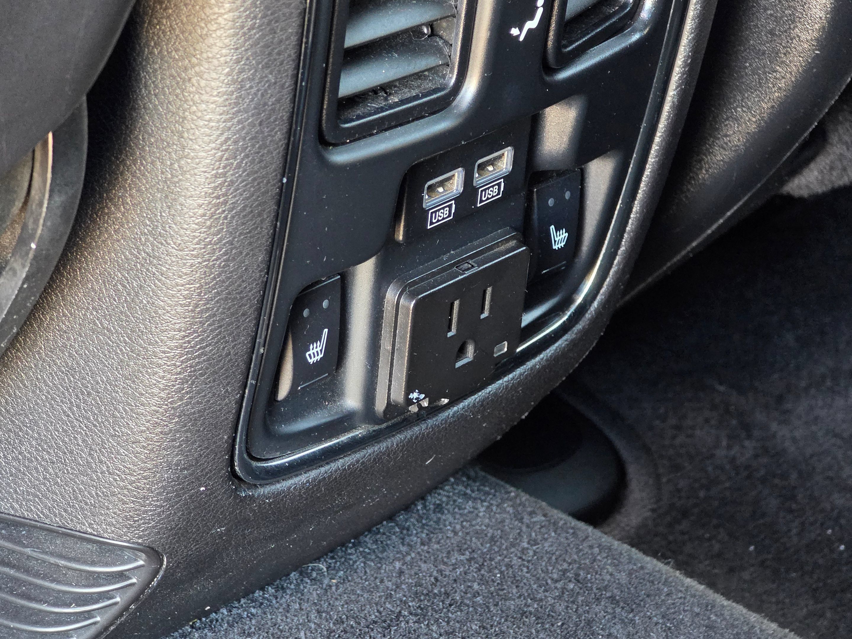 Used 2014 Jeep Grand Cherokee Limited w/ Luxury Group II RWD image 22