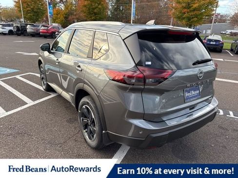 New 2026 Nissan Rogue SV w/ SV Premium Package image 5