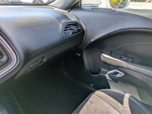 Used 2016 Dodge Challenger R/T Scat Pack RWD image 19