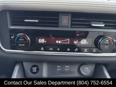 Used 2024 Nissan Rogue SV w/ SV Premium Package image 23