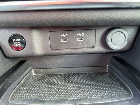 Used 2024 Nissan Rogue SV FWD image 25