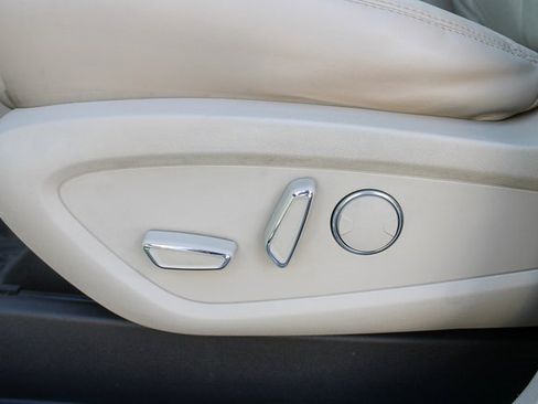 Used 2017 Lincoln MKC Reserve w/ Lincoln MKC Climate Package image 14