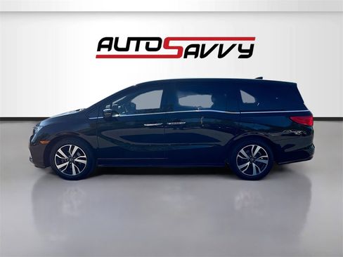 Used 2023 Honda Odyssey Touring image 4