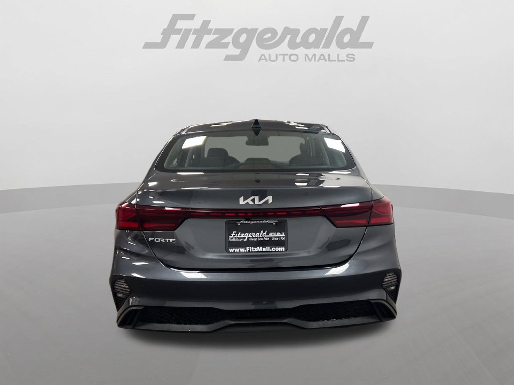 Used 2024 Kia Forte LXS FWD image 5