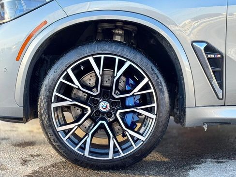 Used 2022 BMW X5 M Base w/ Executive Package image 10