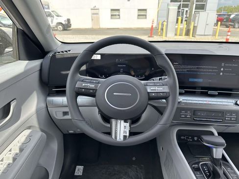 New 2026 Hyundai Kona SEL Sport AWD/4WD image 9