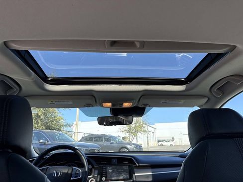 Used 2021 Honda Civic Touring image 21