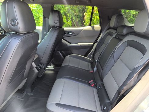Used 2026 Chevrolet Equinox LT w/ Convenience Package II FWD image 34
