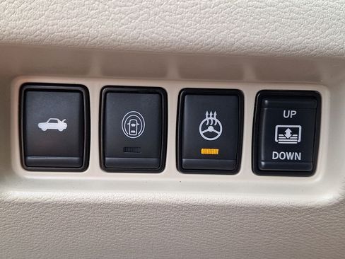 Used 2023 Nissan Maxima Platinum FWD image 26