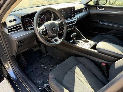 Used 2021 Kia K5 LXS image 9