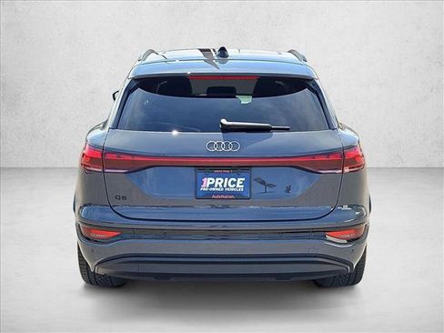 Used 2025 Audi Q6 e-tron Premium Plus AWD/4WD image 7