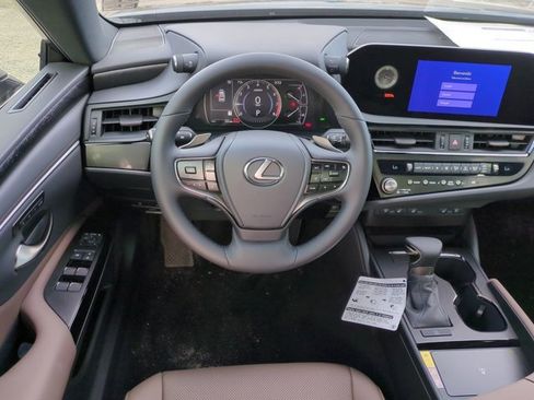 New 2025 Lexus ES 350 w/ Premium Package image 15
