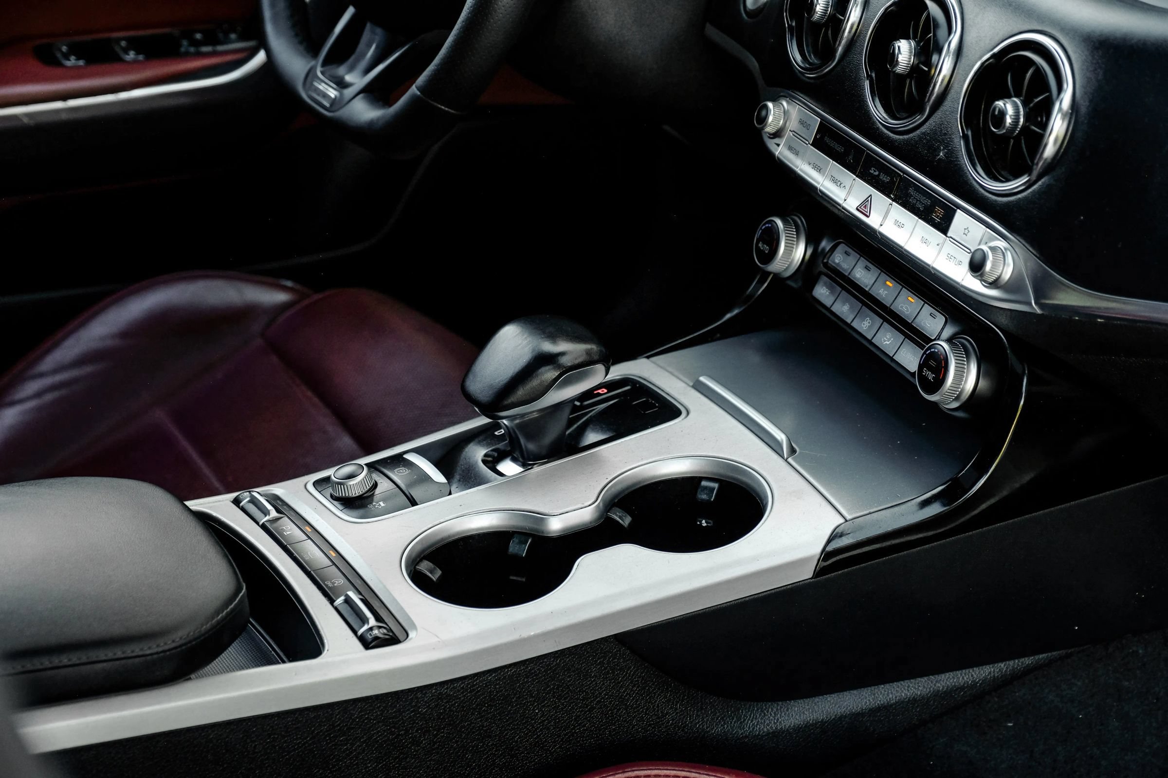 Used 2019 Kia Stinger GT2 RWD image 31