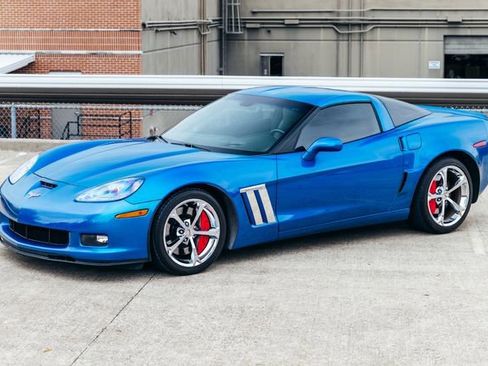 Used 2011 Chevrolet Corvette Grand Sport w/ Preferred Equipment Group image 46