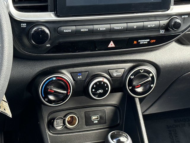 Used 2021 Hyundai Venue SE FWD image 18
