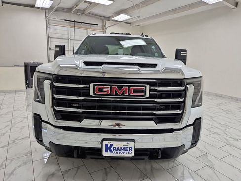 New 2026 GMC Sierra 2500 SLE w/ SLE Value Package; image 32