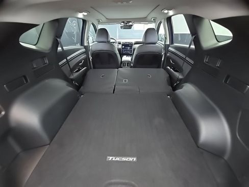 Used 2024 Hyundai Tucson Limited image 38