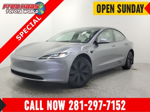 Used 2025 Tesla Model 3 Long Range RWD image 1