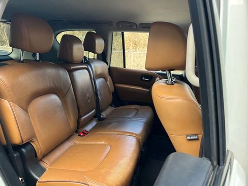 Used 2017 Nissan Armada Platinum image 29