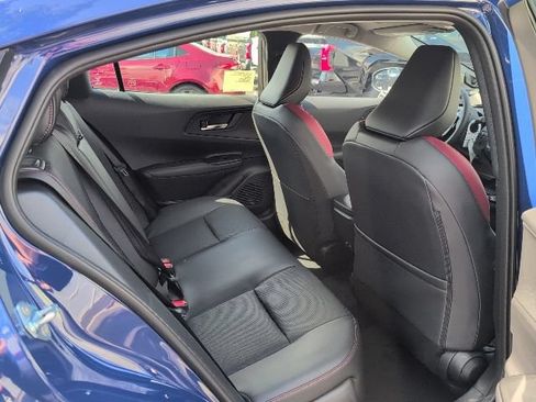 New 2026 Toyota Prius Plug-In Hybrid FWD image 31