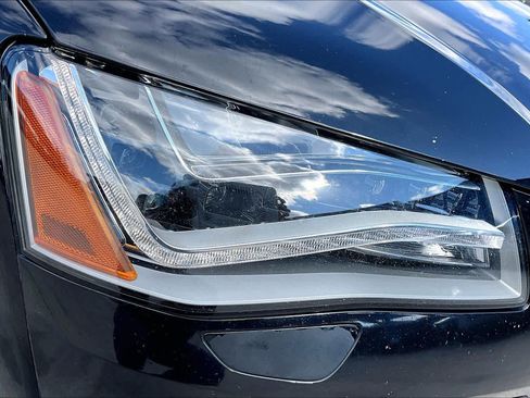 Used 2014 Audi A8 L 3.0T w/ Premium Package image 27