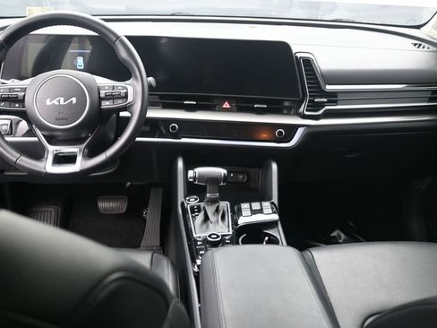 Used 2024 Kia Sportage EX FWD image 14