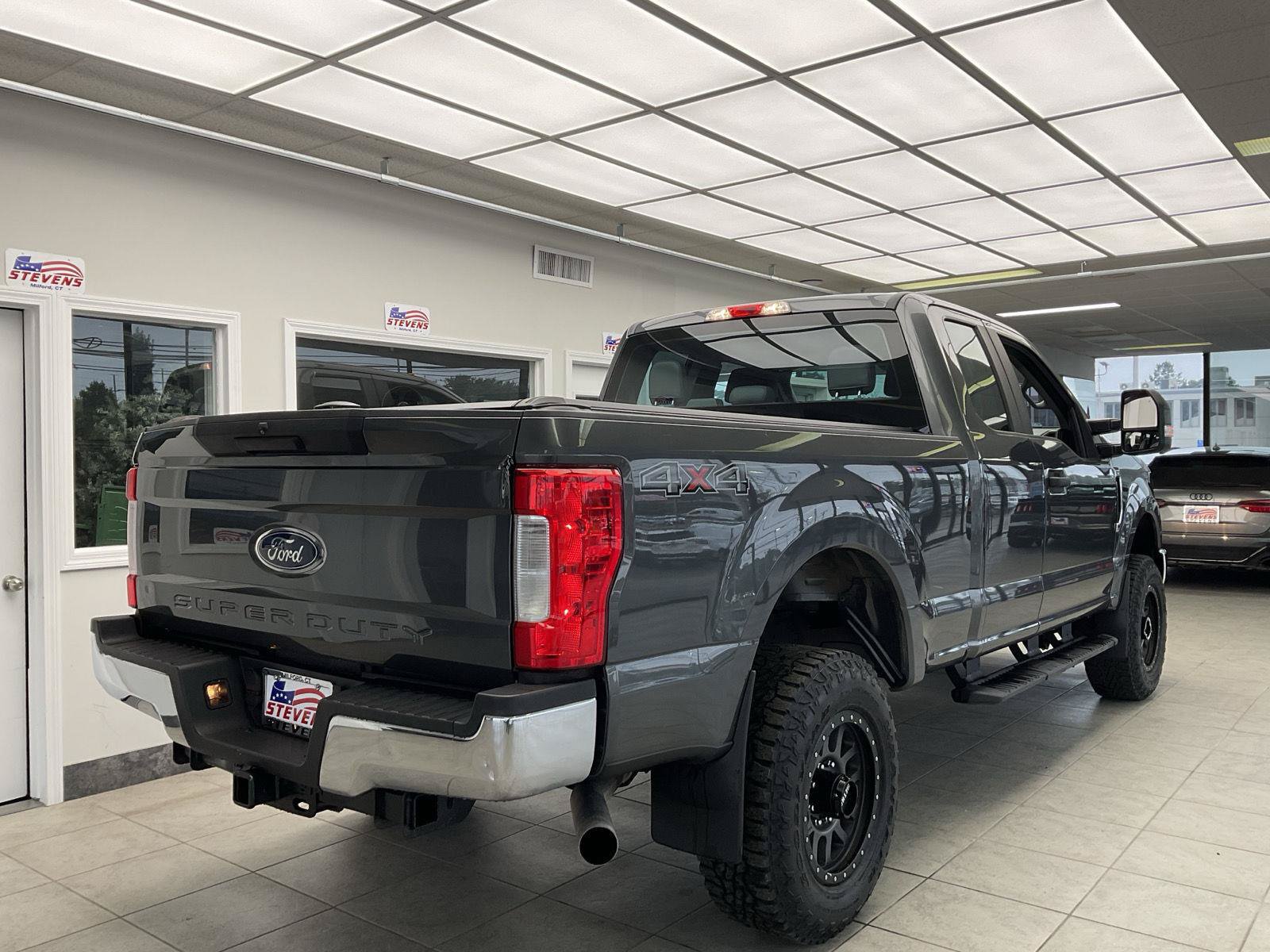 Used 2019 Ford F250 XL w/ XL Value Package AWD/4WD image 5