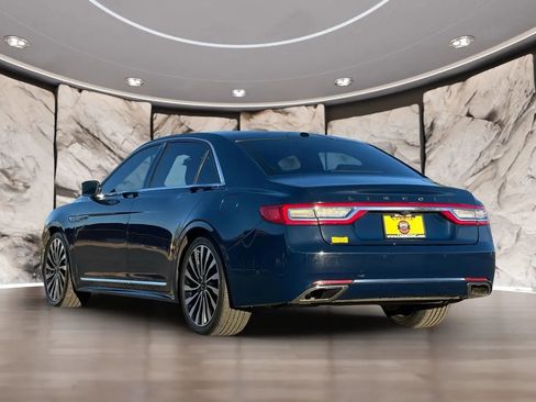 Used 2017 Lincoln Continental Black Label w/ Rear-seat Package image 9