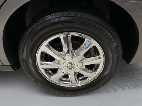 Used 2007 Buick LaCrosse CX w/ Chrome Enhancement Package FWD image 18