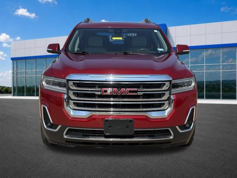 Used 2021 GMC Acadia SLT w/ Preferred Package FWD image 2