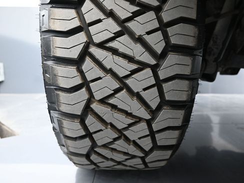 Used 2019 RAM 2500 Laramie image 19