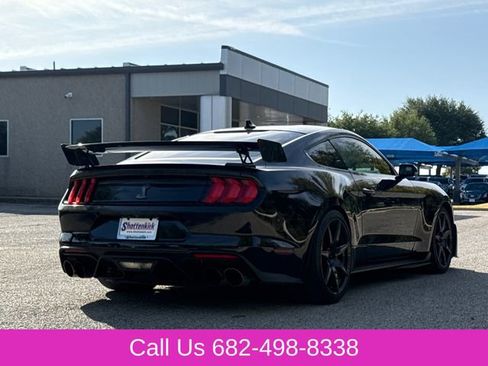 Used 2021 Ford Mustang Shelby GT500 w/ Carbon Fiber Track Pack RWD image 9