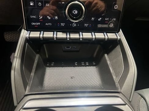 New 2026 GMC Terrain AT4 w/ Convenience Package III AWD/4WD image 17