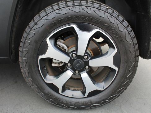 Used 2022 Jeep Renegade Trailhawk image 37