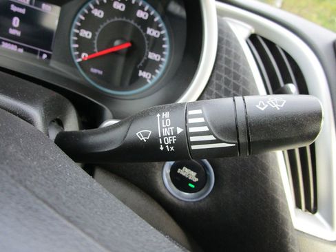 Used 2024 Chevrolet Malibu LS FWD image 24