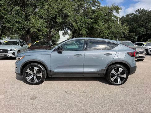 Certified 2023 Volvo C40 Recharge Core AWD/4WD image 3
