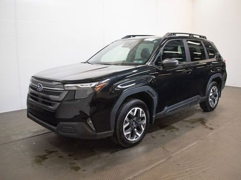 Used 2026 Subaru Forester Premium AWD/4WD image 8