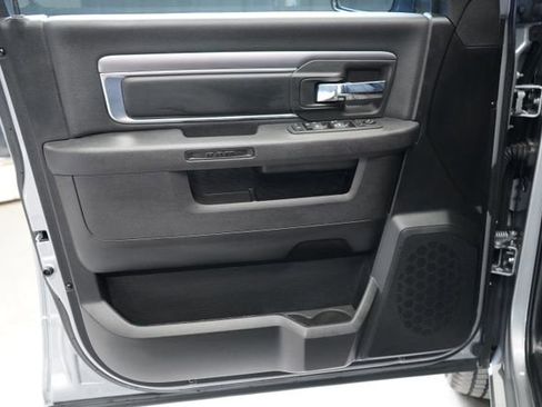 Used 2022 RAM 1500 Classic Warlock AWD/4WD image 9