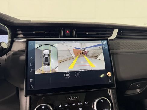 Used 2023 Jaguar F-PACE SVR AWD/4WD image 29